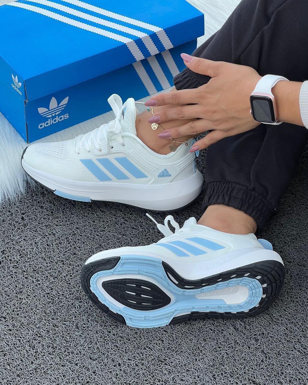 Adidas Bounce