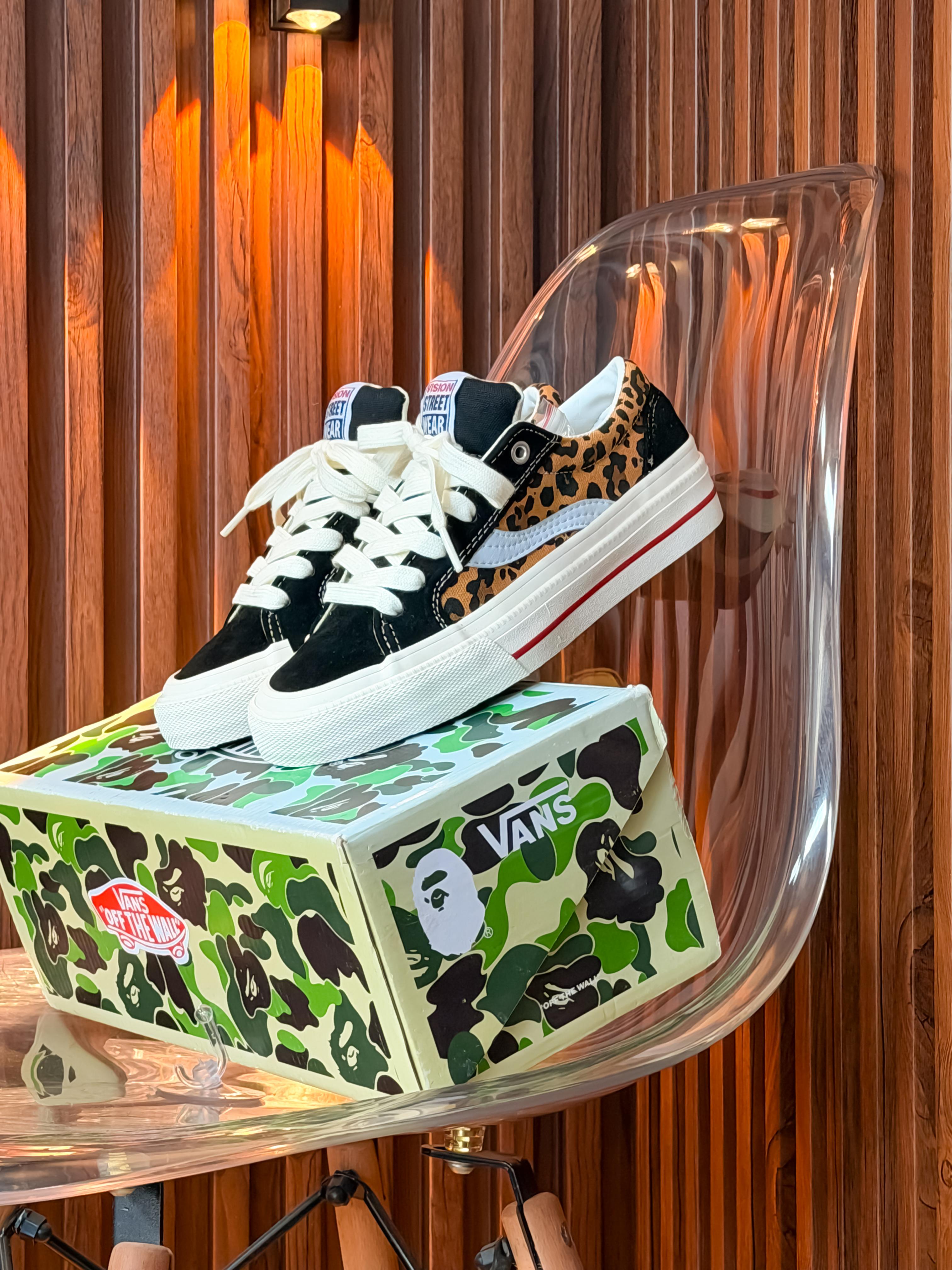 Vans Visión X Caja