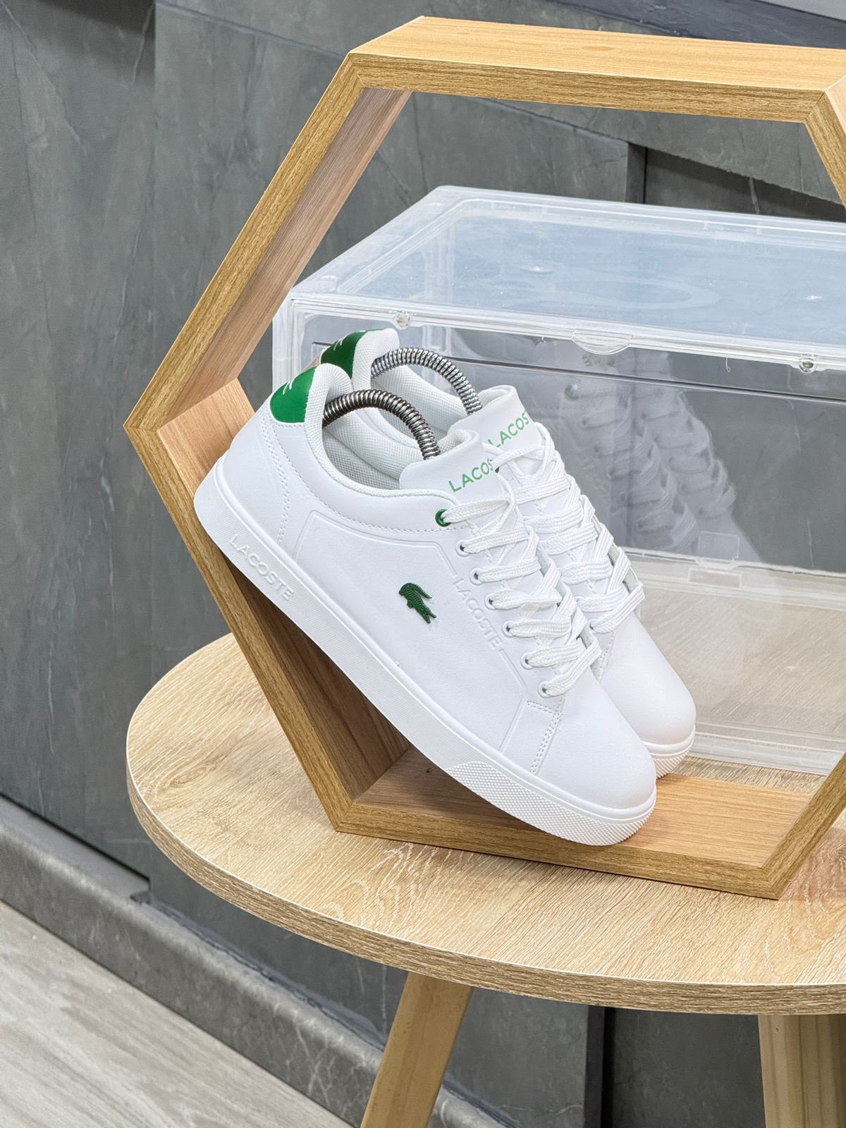 Lacoste Tabla