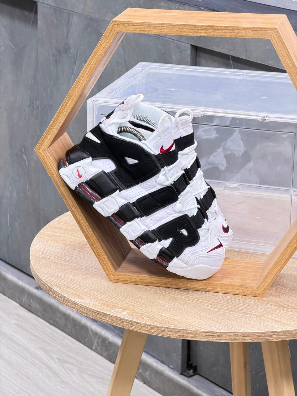 Nike Uptempo