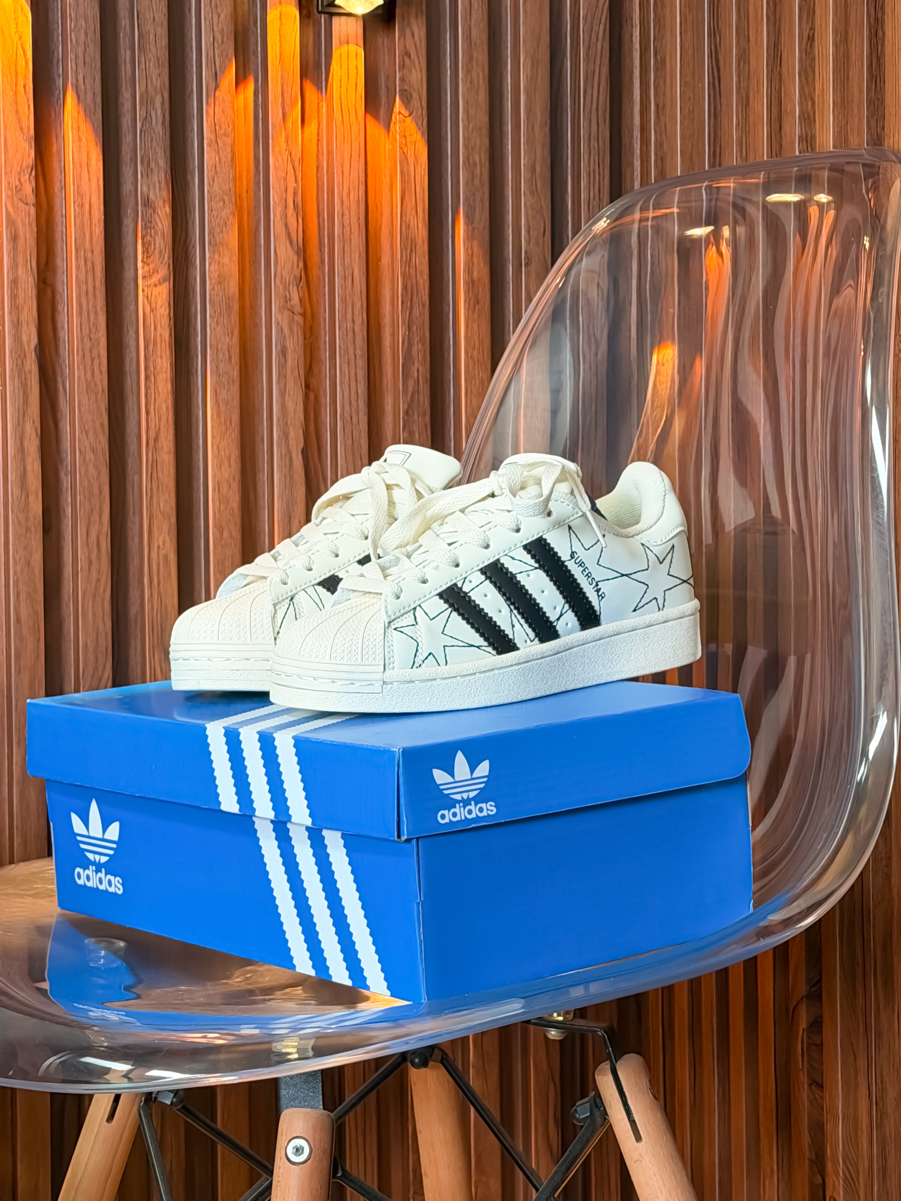 Adidas Superstar