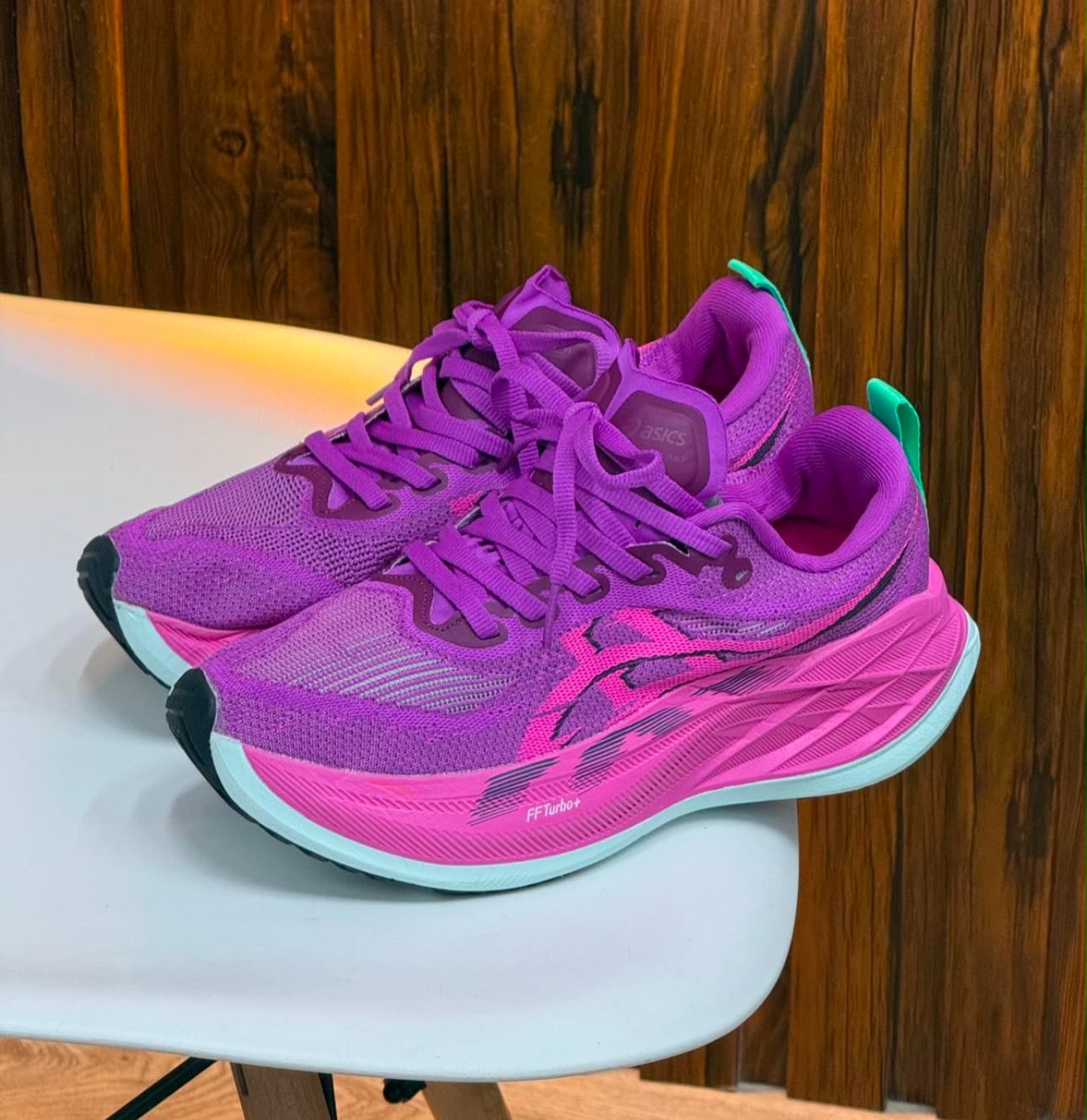 Asics Running Caja