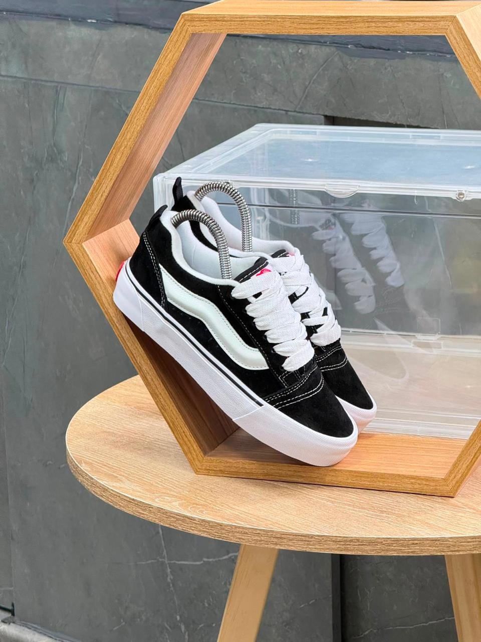 Vans Knu Skool
