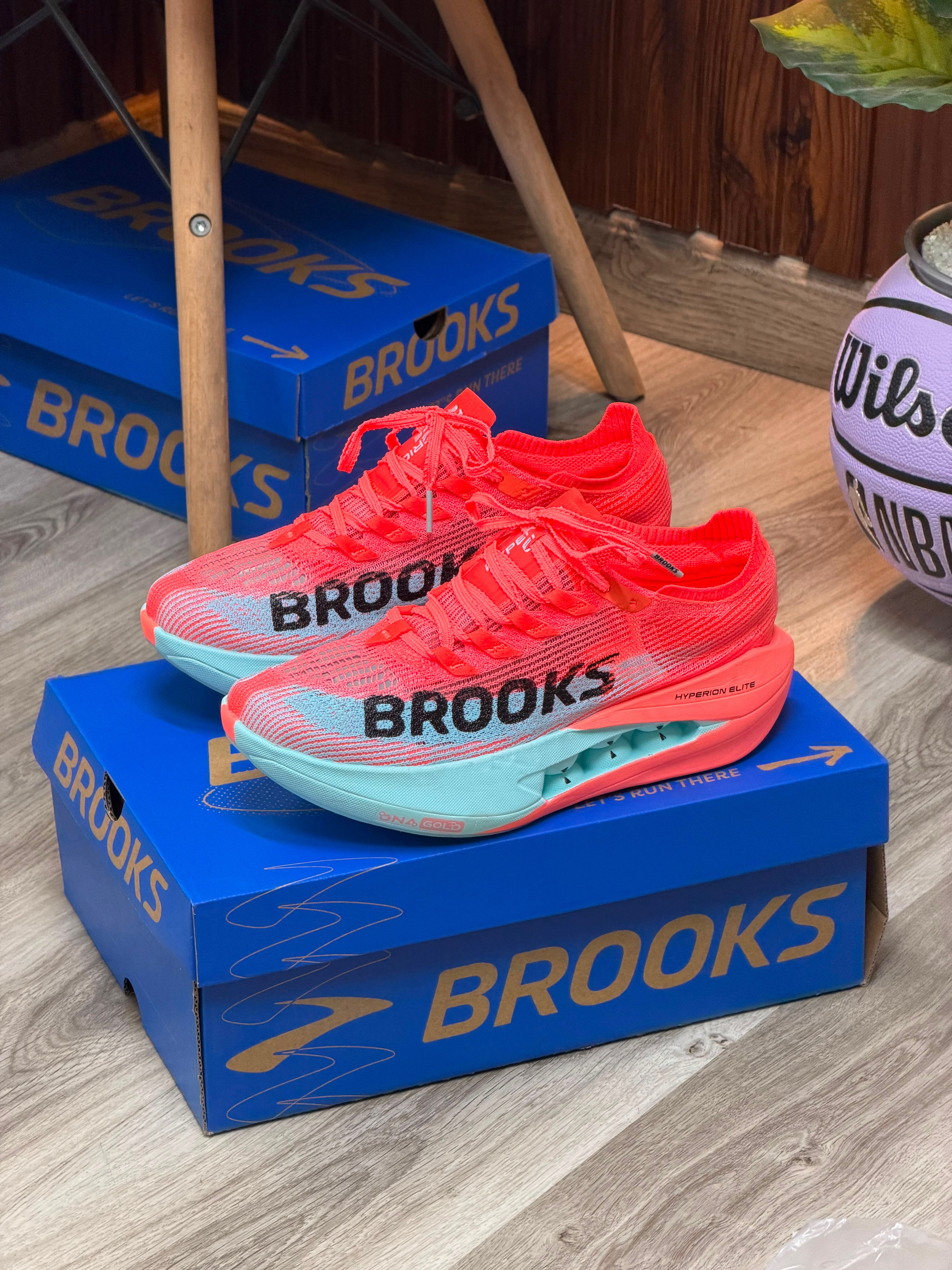 Brooks Dna X Caja
